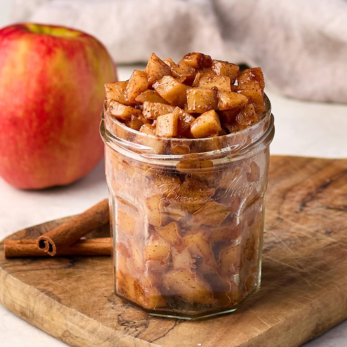 Versatile Homemade Apple Pie Filling: Perfect for All Desserts